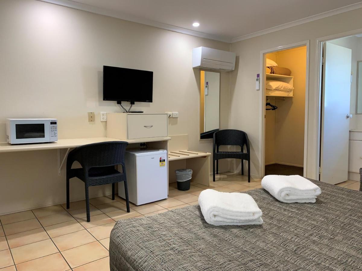 Biloela Palms Motor Inn Exterior foto