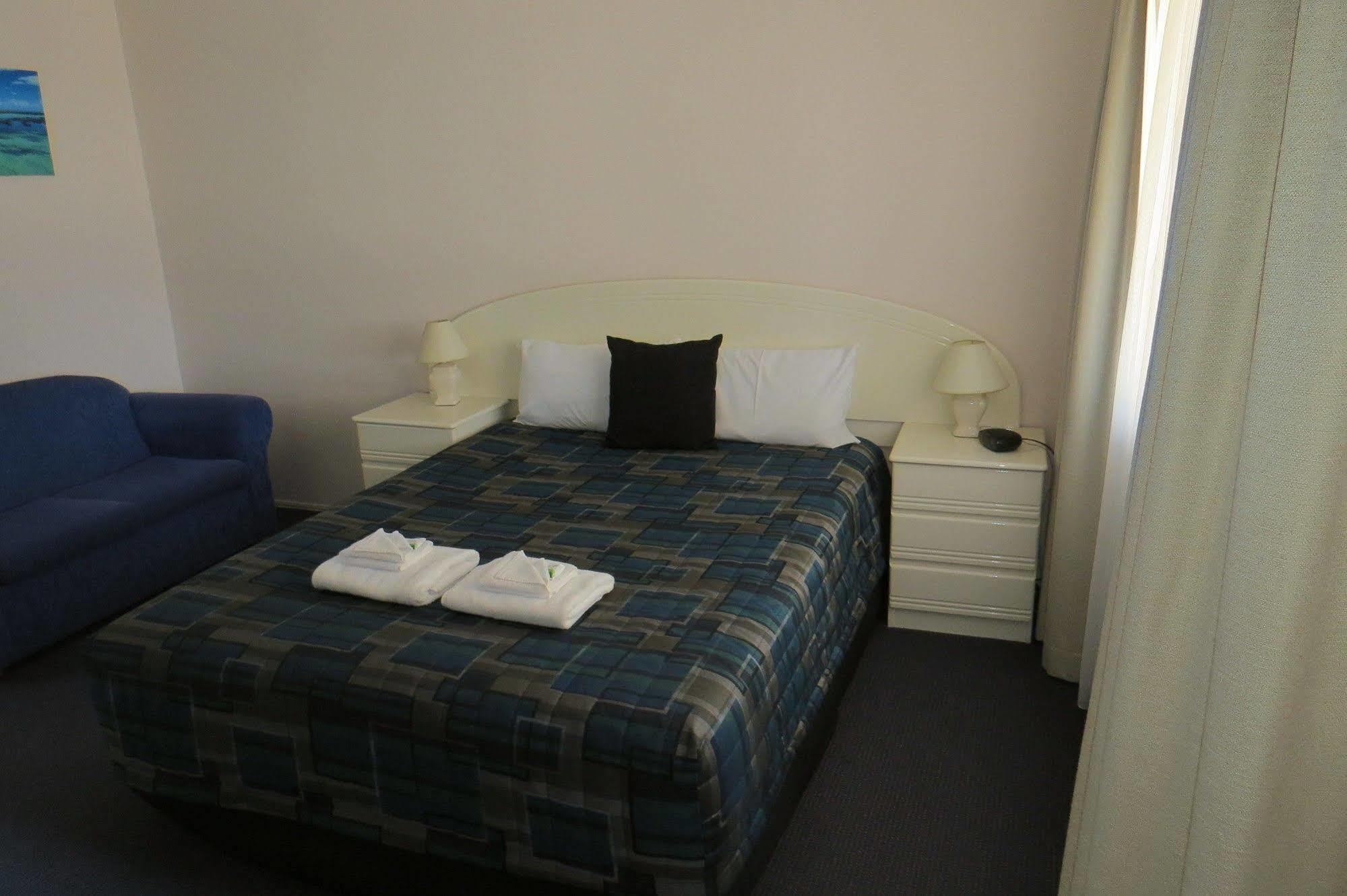 Biloela Palms Motor Inn Exterior foto