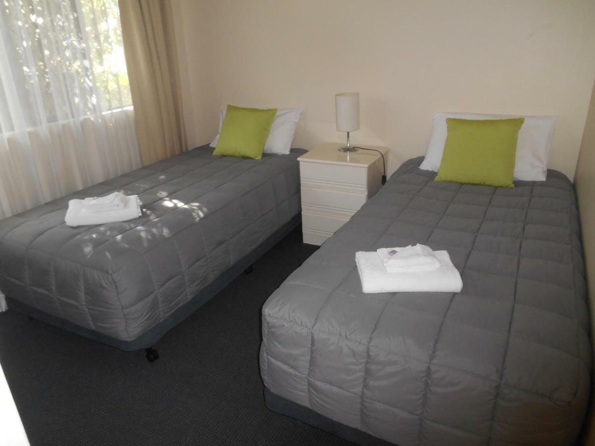 Biloela Palms Motor Inn Exterior foto
